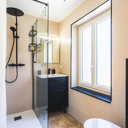 Tom & Ce - Climatise Au Centre-ville شقة *